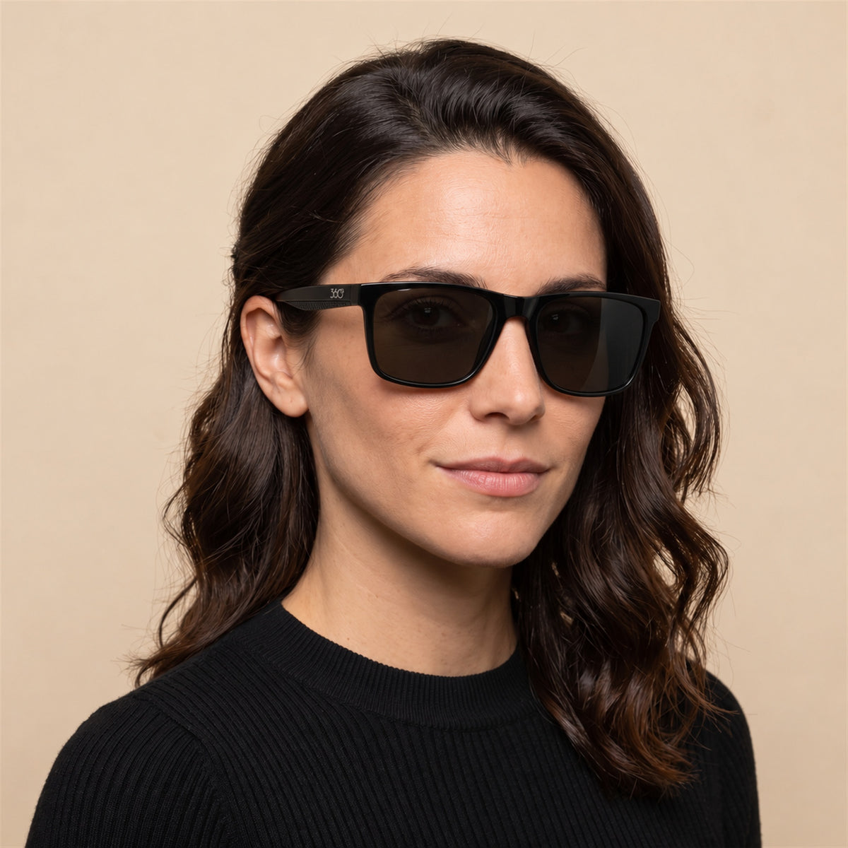 360° Elliot Sol Negro / Gris · ELLIOT SN 01 BR Negro · mujer