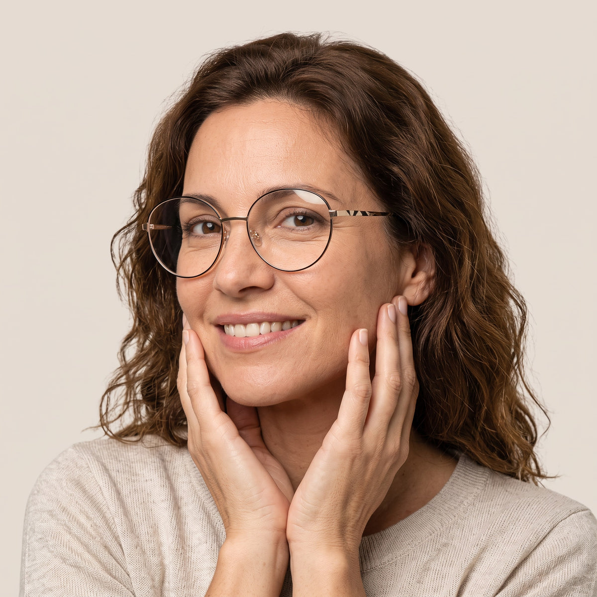 Central Arcos Negro · CARCOS1 · mujer
