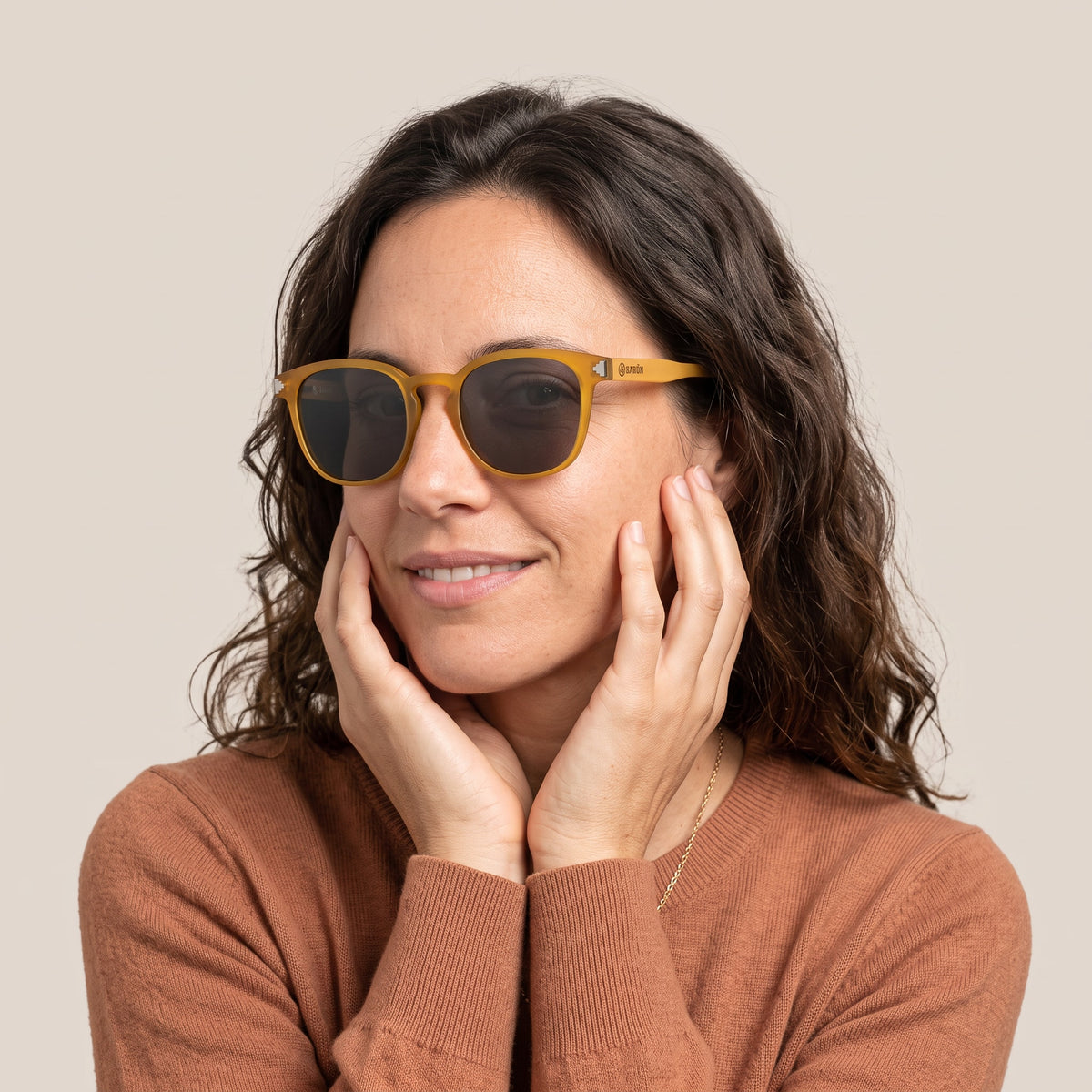 Karün Breeze Amarillo / Gris · KAUS0323 · mujer