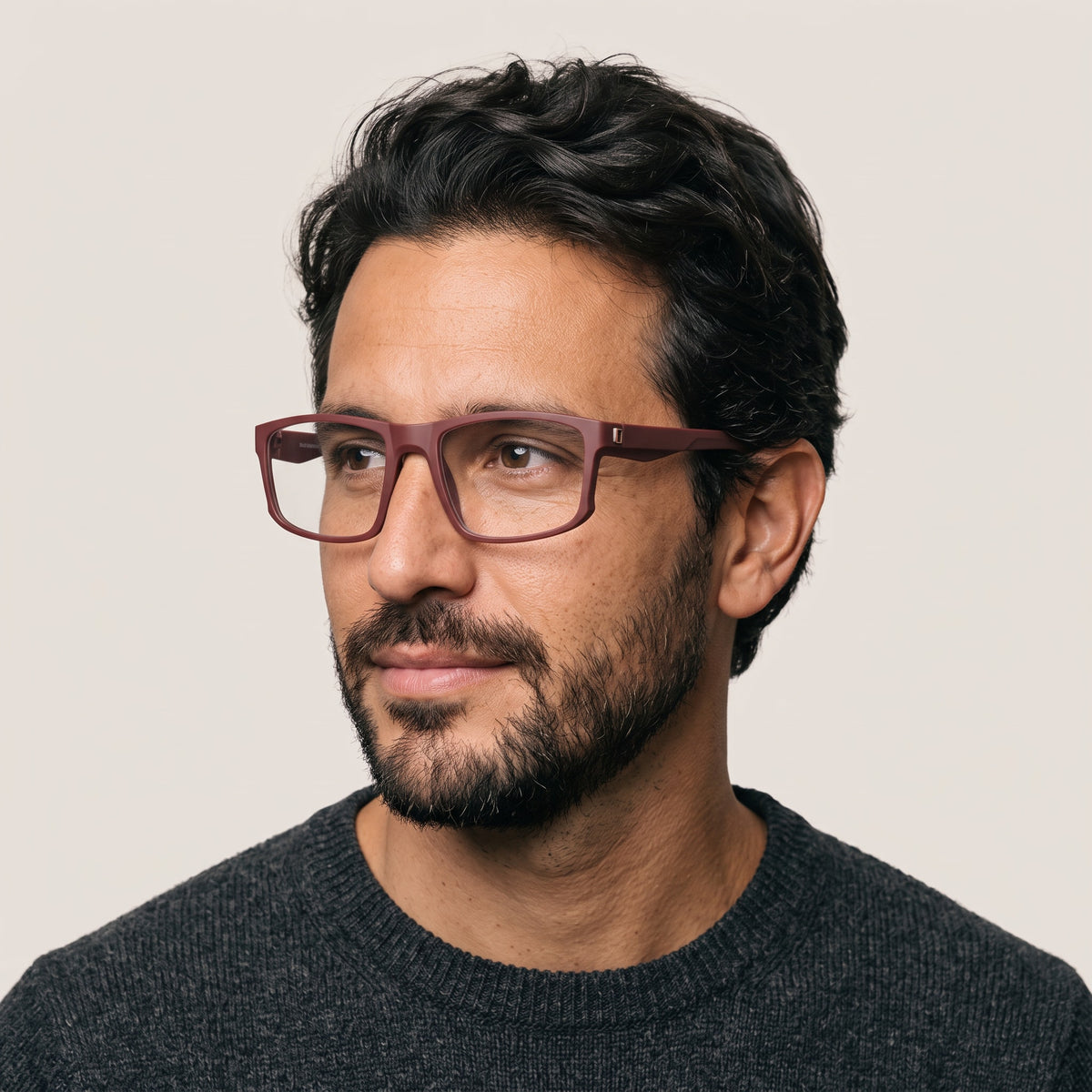 Karün Estuary Rojo · NGOF0011 · hombre