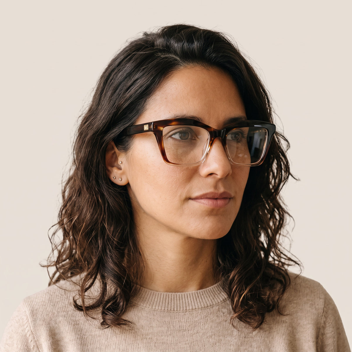 María del Cerro Radiant Carey · RADIANTC2 · mujer