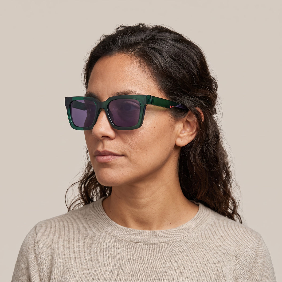Nike Tide Cosmic N Verde / Violeta · IU8106X N 300 53 · mujer