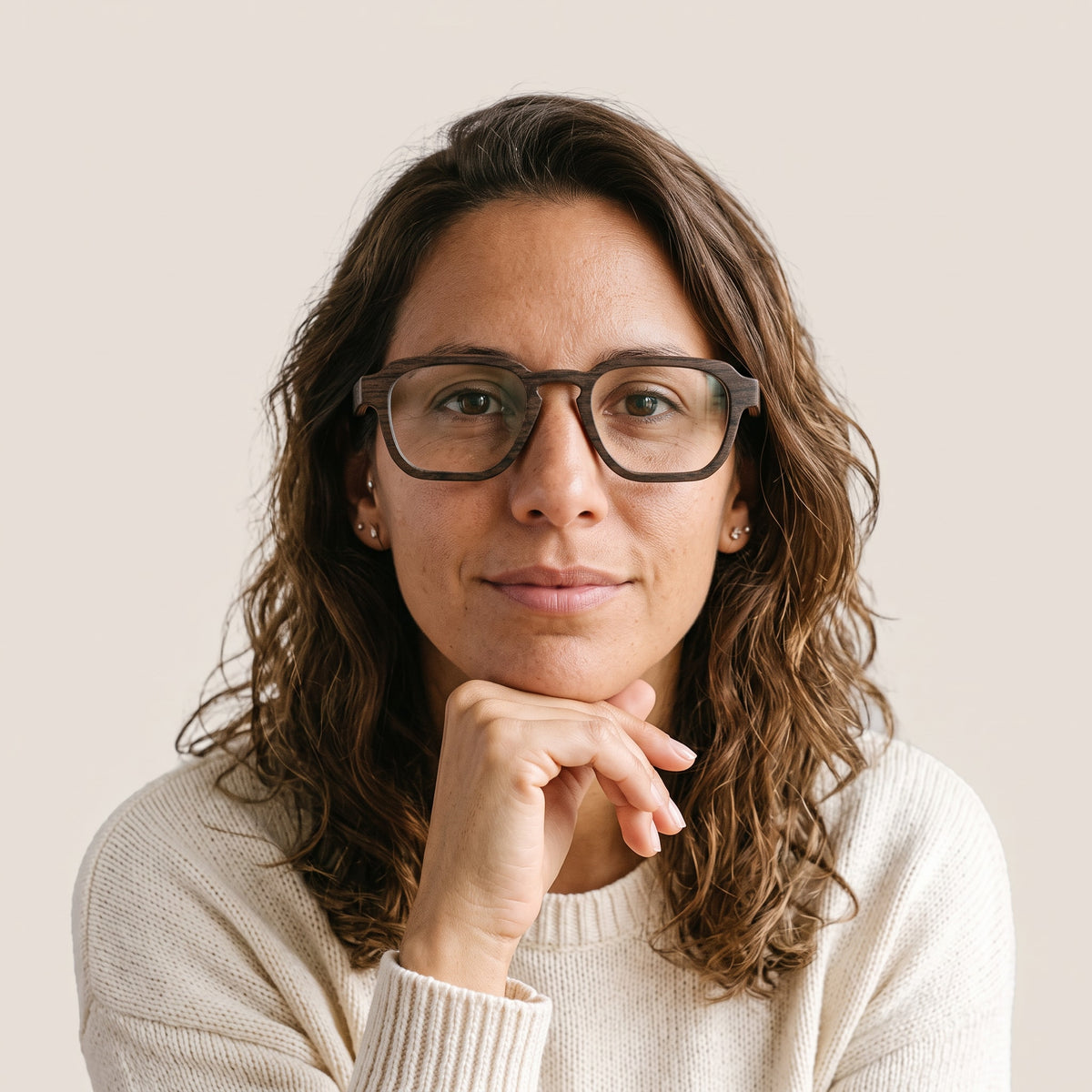 Palo Santo Tronador Nogal · MNOGTROMR · mujer