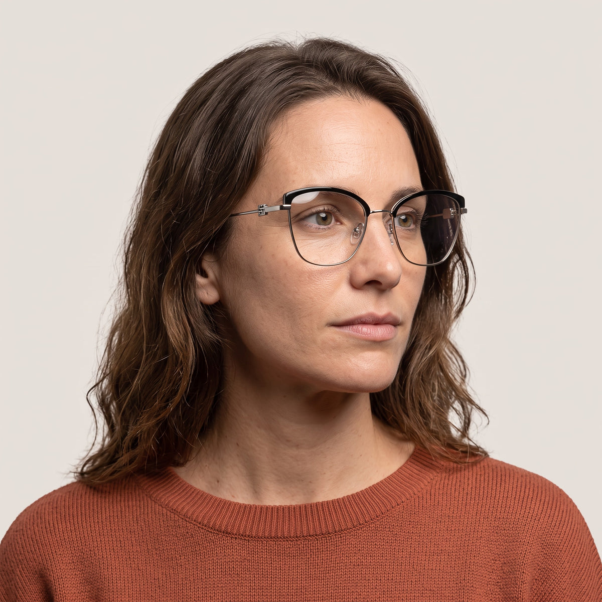 Prüne Diana Negro · DIANA01 · mujer