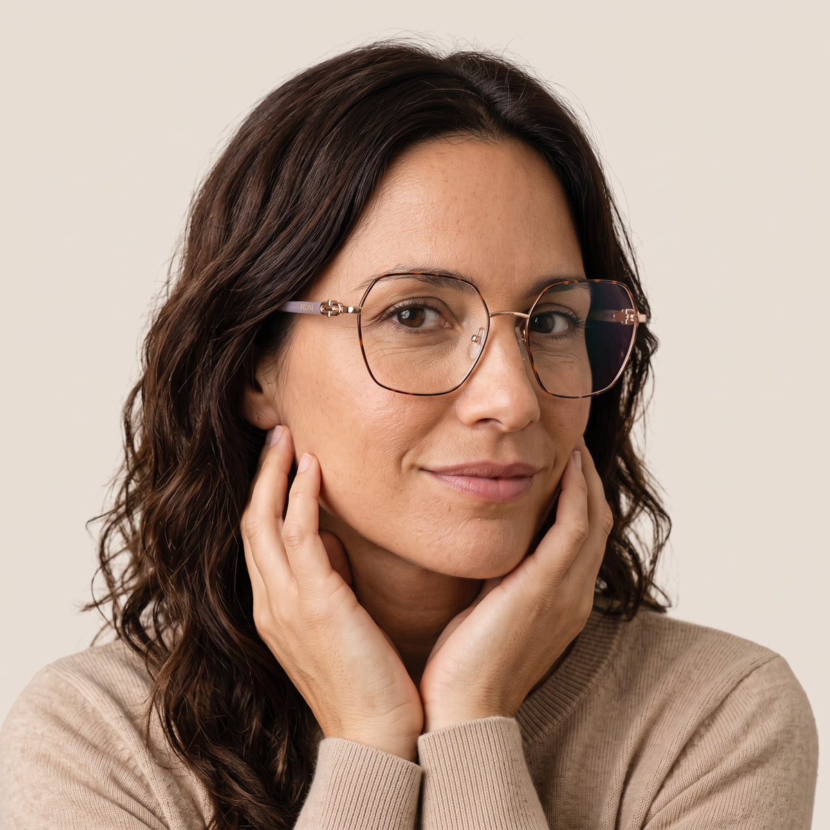 Prüne Sofi Violeta · SOFI05 · mujer